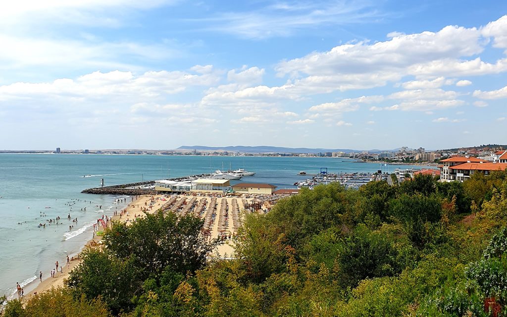 Защо продажбата на имот чрез агенция може да отнеме твърде много време?