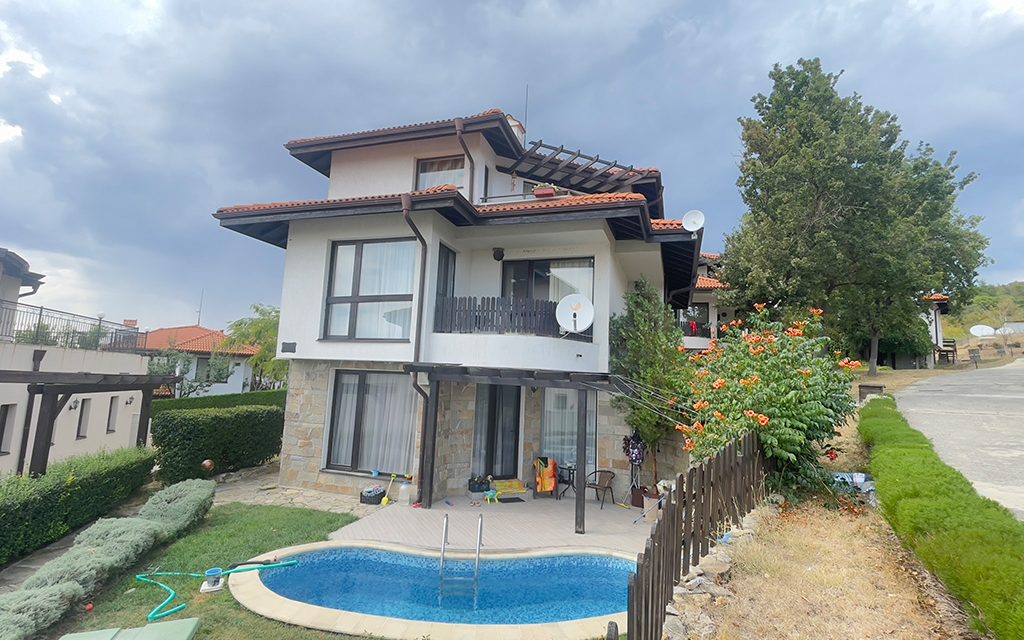 Искате да продадете имот в Bay View Villas? Защо да изберете QuickSale?