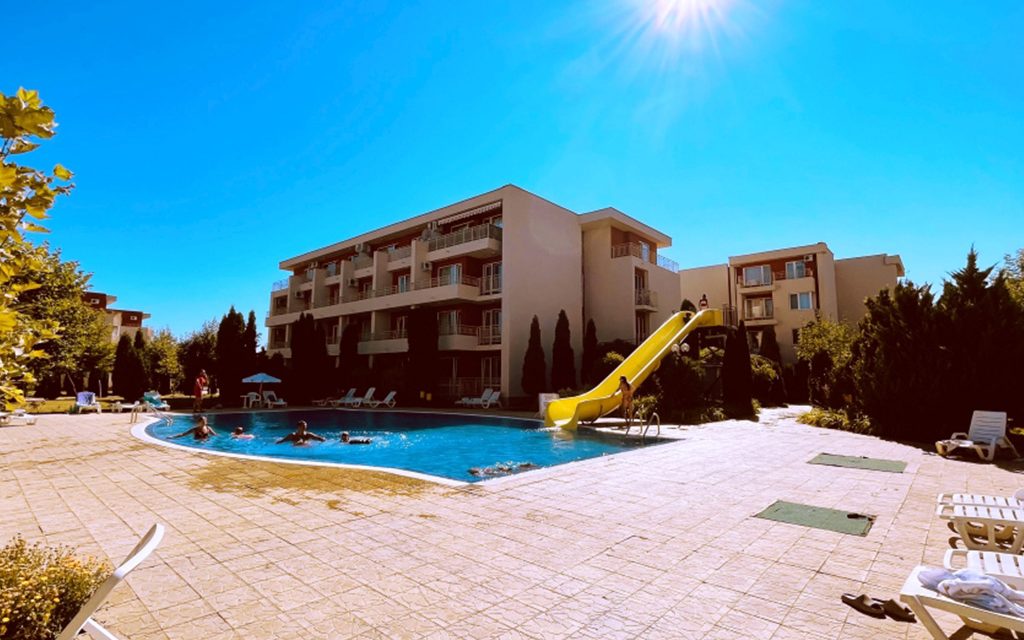 Продайте имота си в Несебър Форт Клуб: Доверете се на опит и експертиза