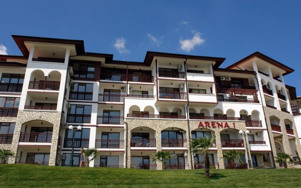 Продавате имот в “Арена” Свети Влас? Направете го без посредници и скрити комисионни!