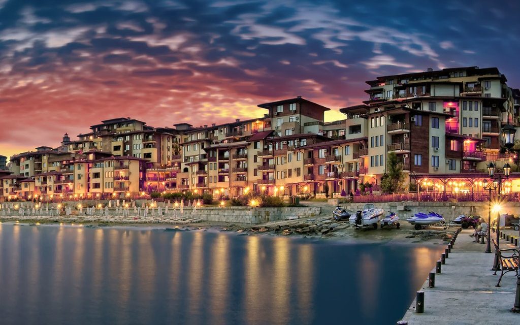 Продавате имот в “Райска градина”? Ето как да го направите бързо и сигурно!